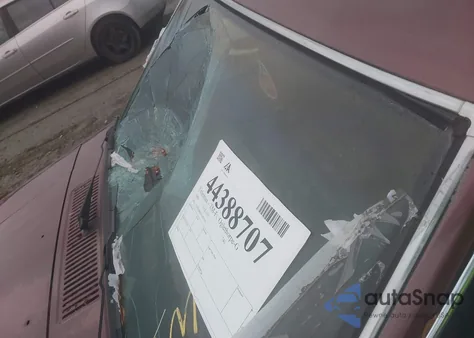 1990 Volvo 740 Gl z USA, uszkodzony, nr VIN YV1FA8847L1402426